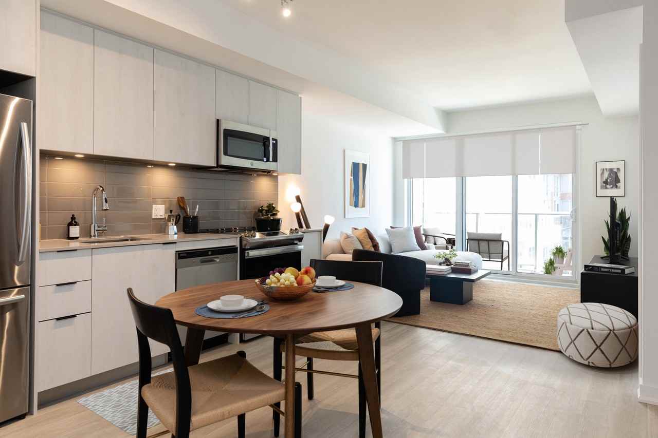 205 Queen Street East - Photo 6 of 50