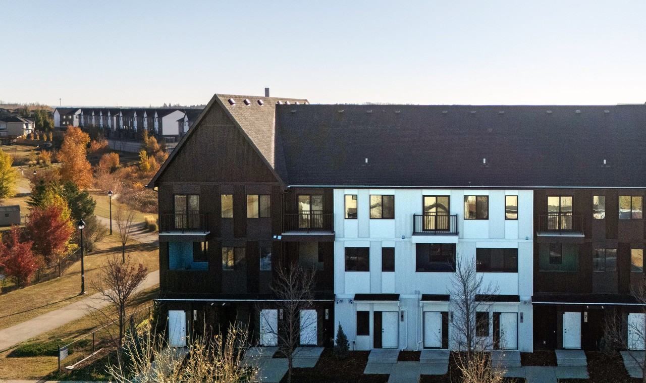 Rowan at Creekwood - Photo 3 of 9