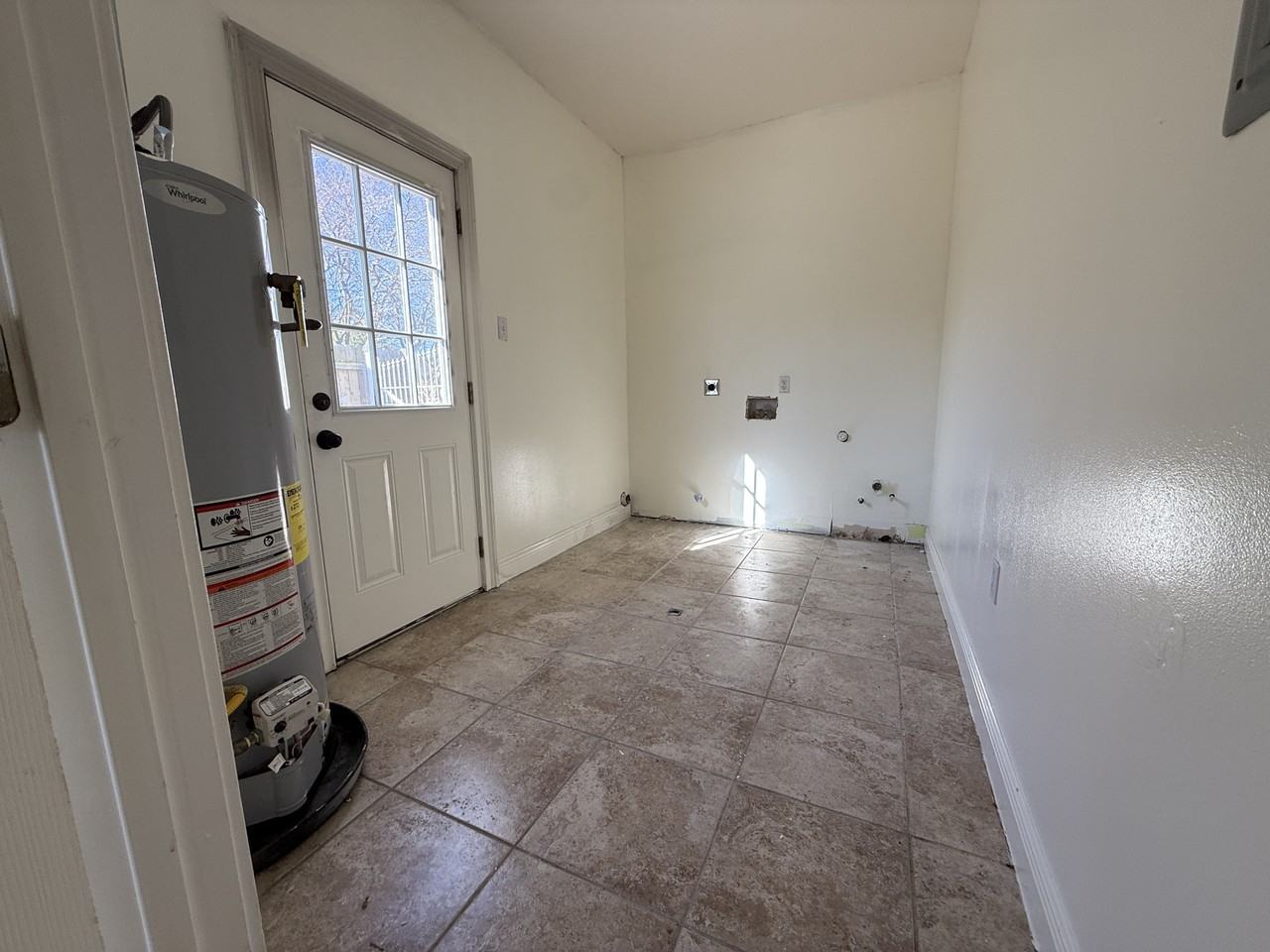 3833 Corinne Ave #NA - Photo 6 of 15