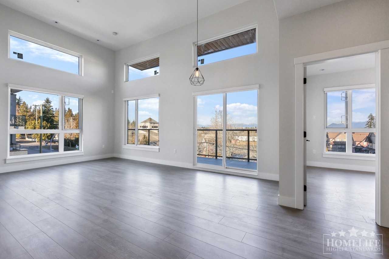 14858 60 Ave - Photo 7 of 20