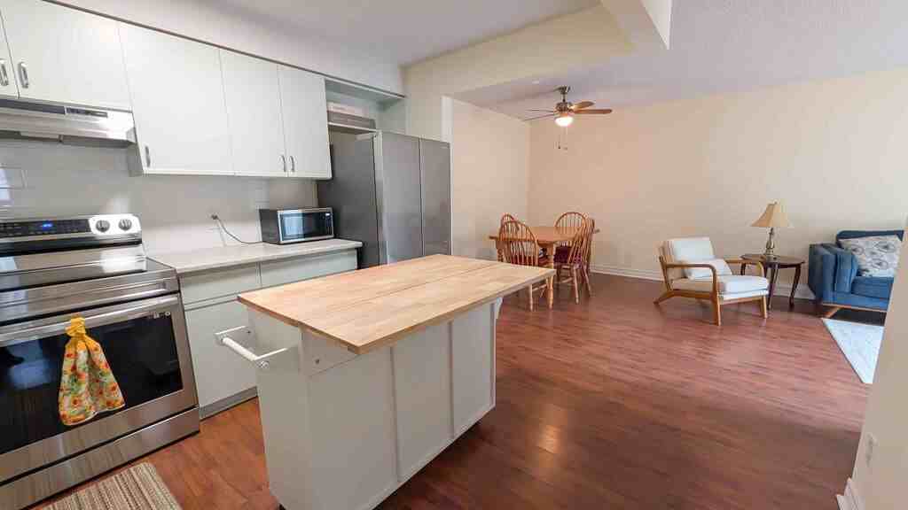 78 Welland St N - Photo 2 of 28