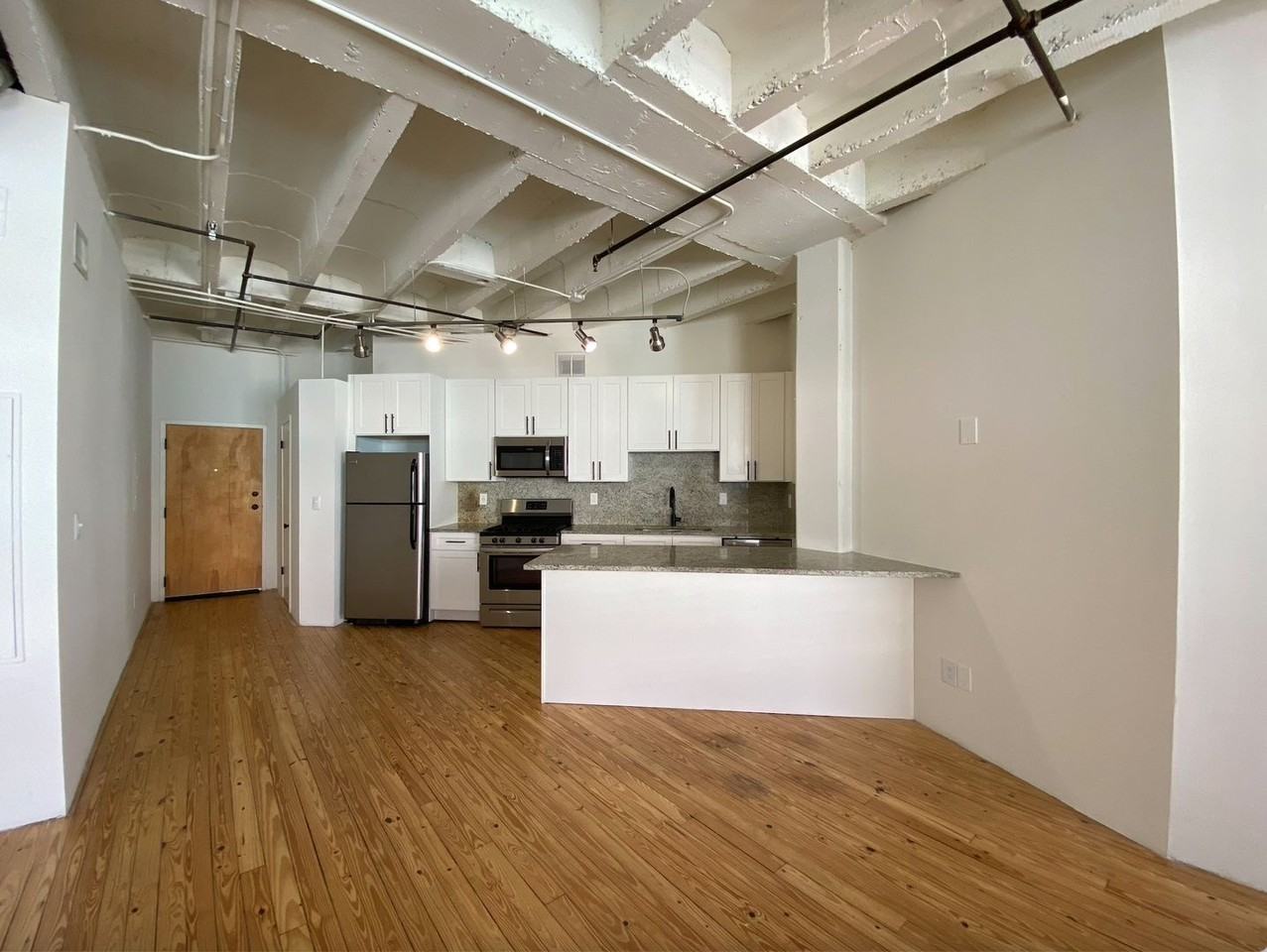 900 Peachtree Lofts - Photo 6 of 21