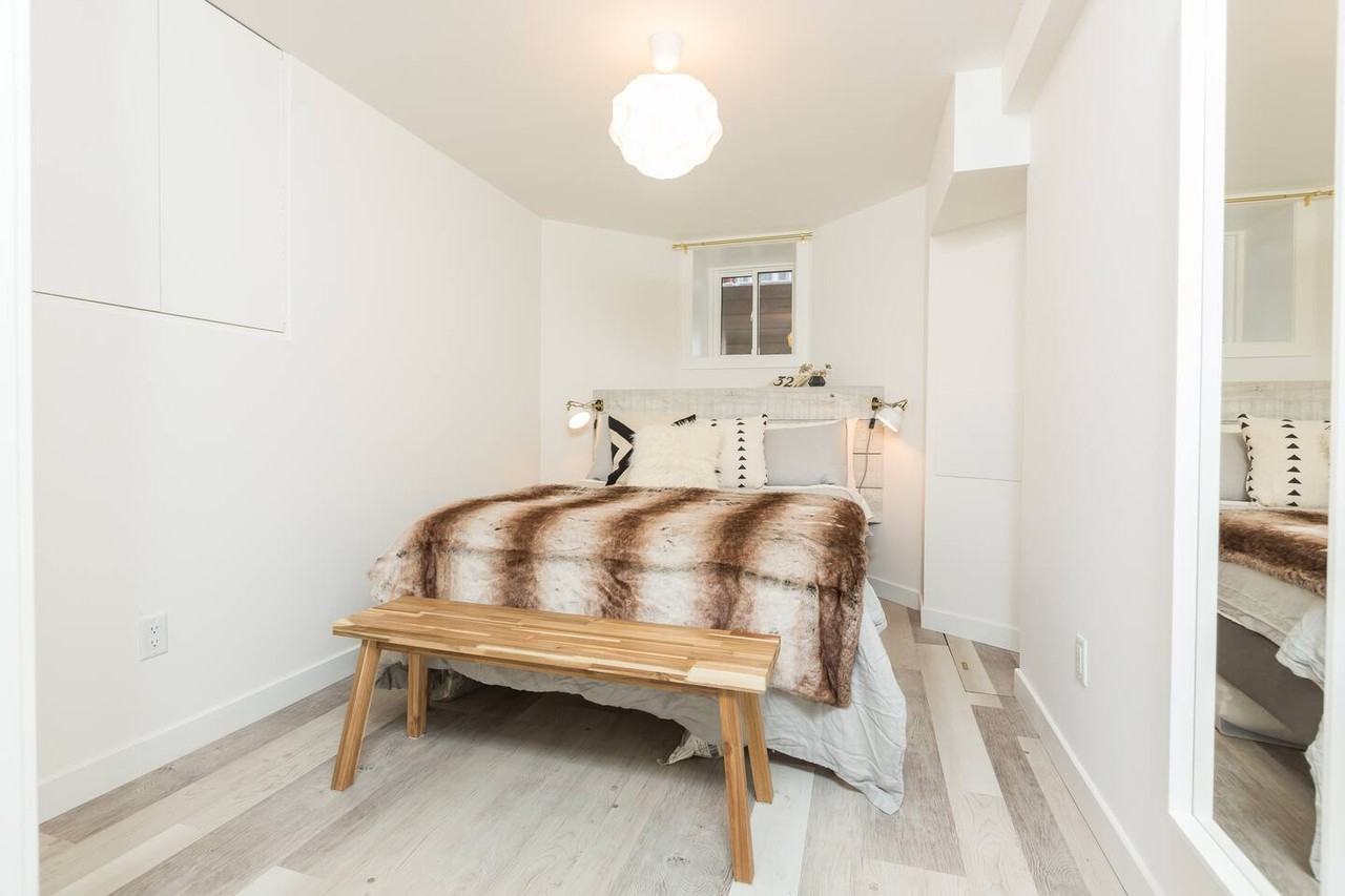 32 Grove Avenue - Photo 2 of 4