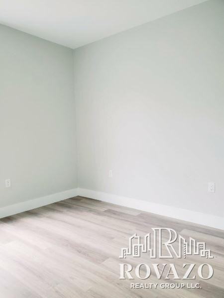 61 16th Avenue #1,2 - Photo 6 of 9