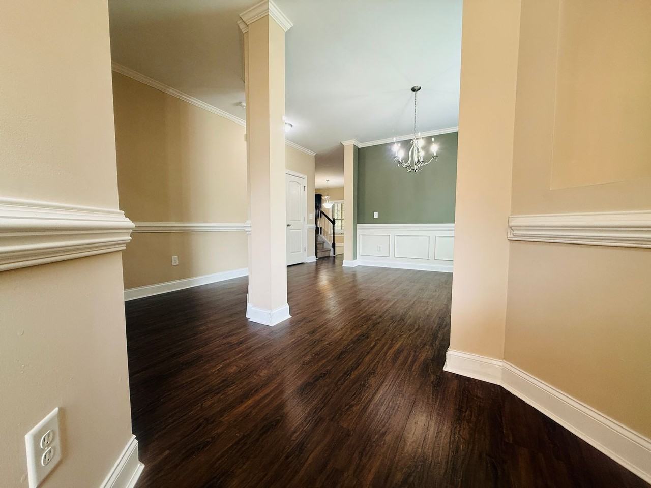 40 Cromwell Cir - Photo 3 of 37