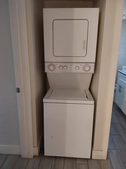 819 North Revere - 28 #28 - Photo 2 of 32