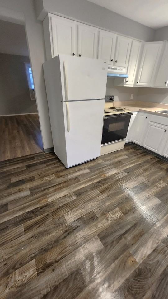 1800 East 42nd Street #1816 - Photo 2 of 22