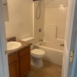 88 Trinity Cir #B - Photo 7 of 9