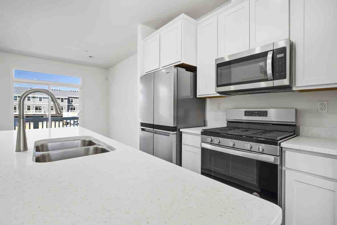 2020 Yellowstone Blvd #1 - Photo 3 of 10