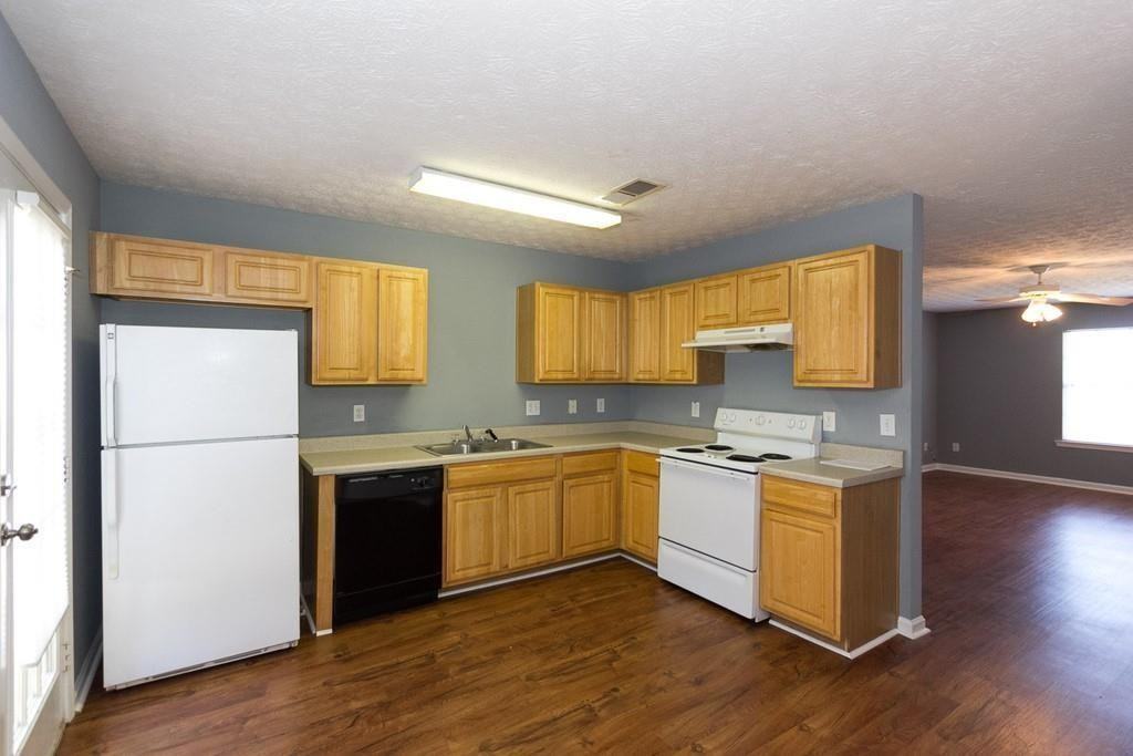 152 Viewpoint Dr #152 - Photo 5 of 15