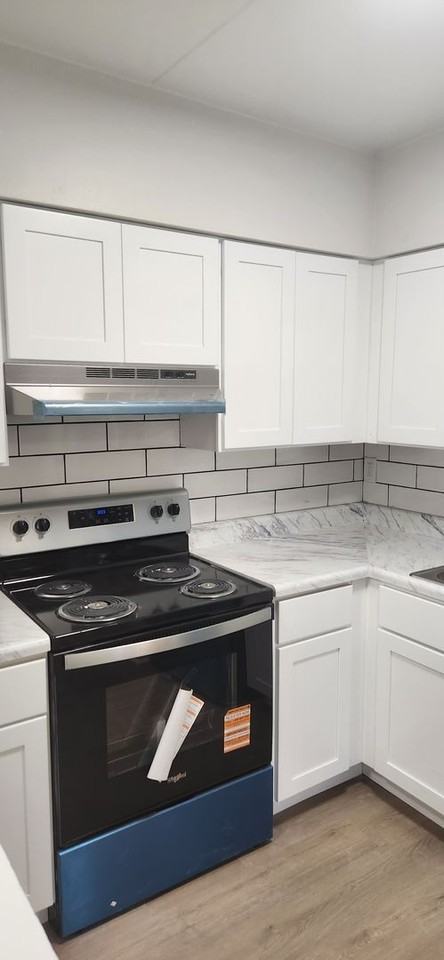 139 S State Rd - Photo 3 of 11