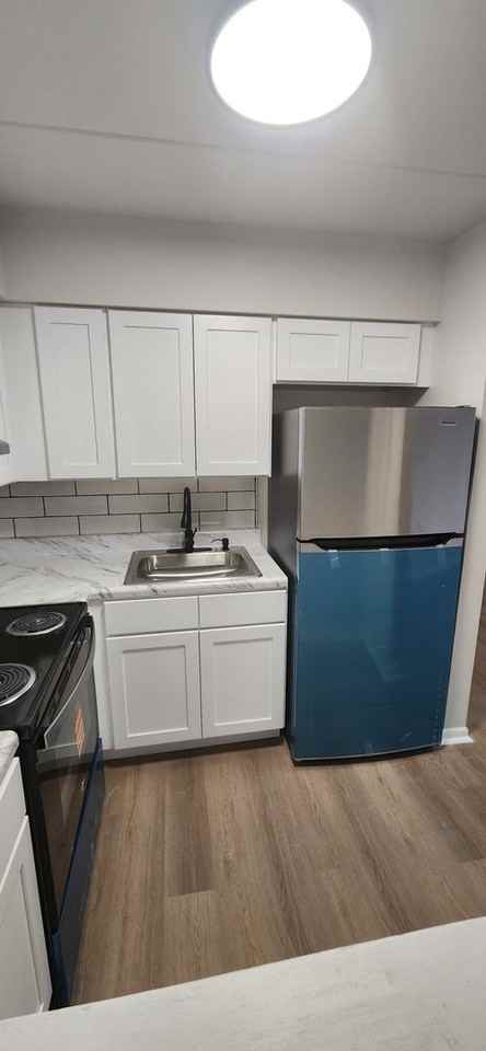 139 S State Rd - Photo 4 of 11