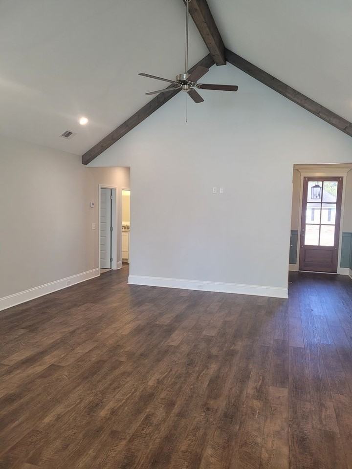 3528 Spence Dr - Photo 4 of 25