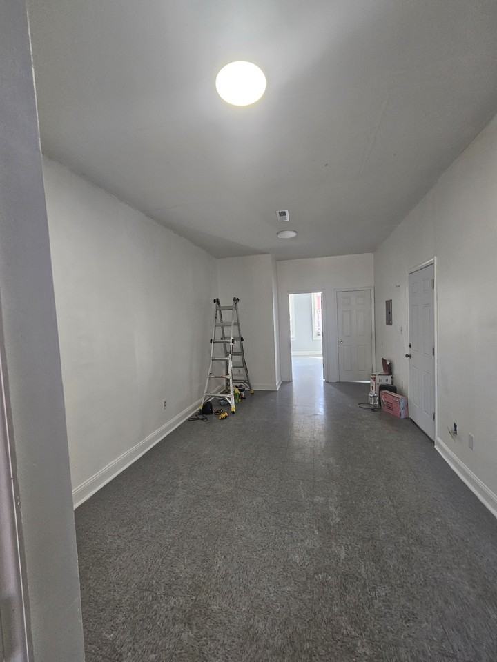 1909 Mcculloh St #2 - Photo 6 of 18