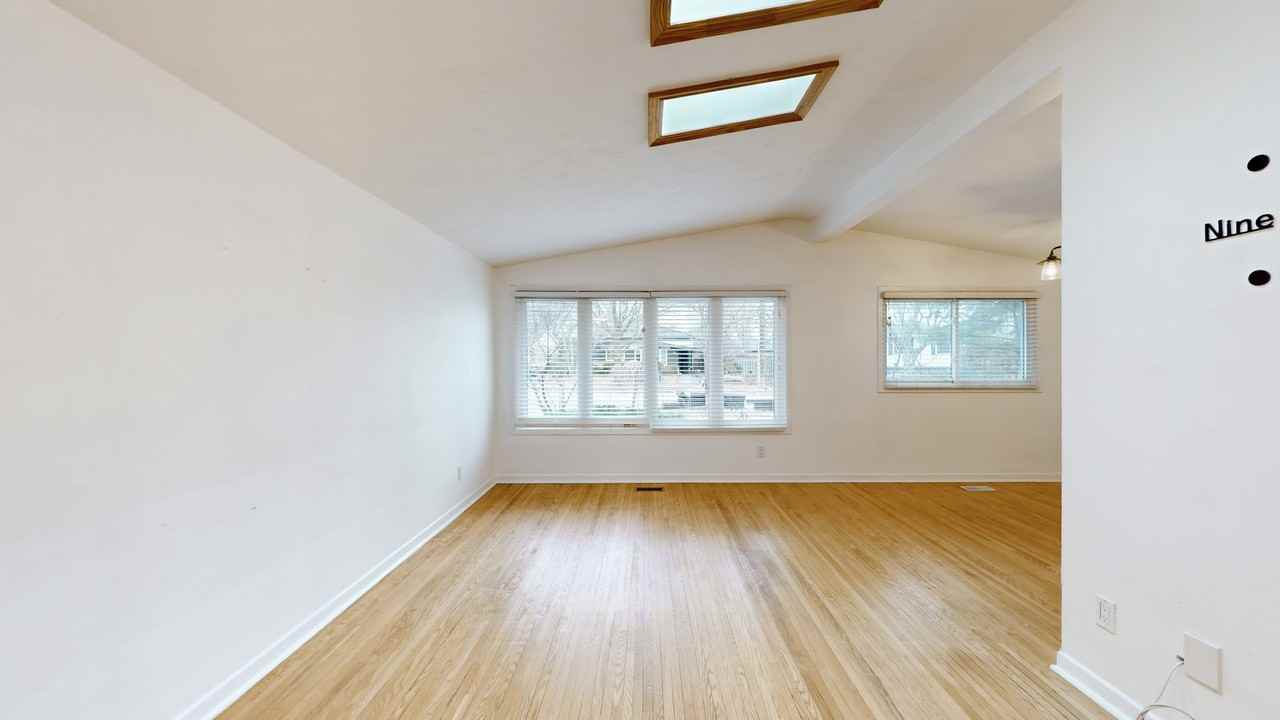 336 Hampton Heath Road - Photo 2 of 15