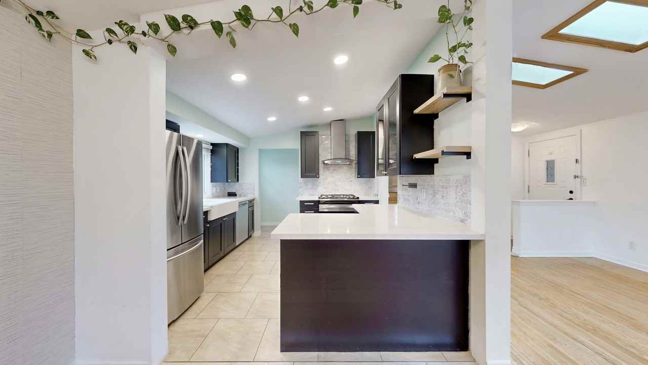 336 Hampton Heath Road - Photo 4 of 15