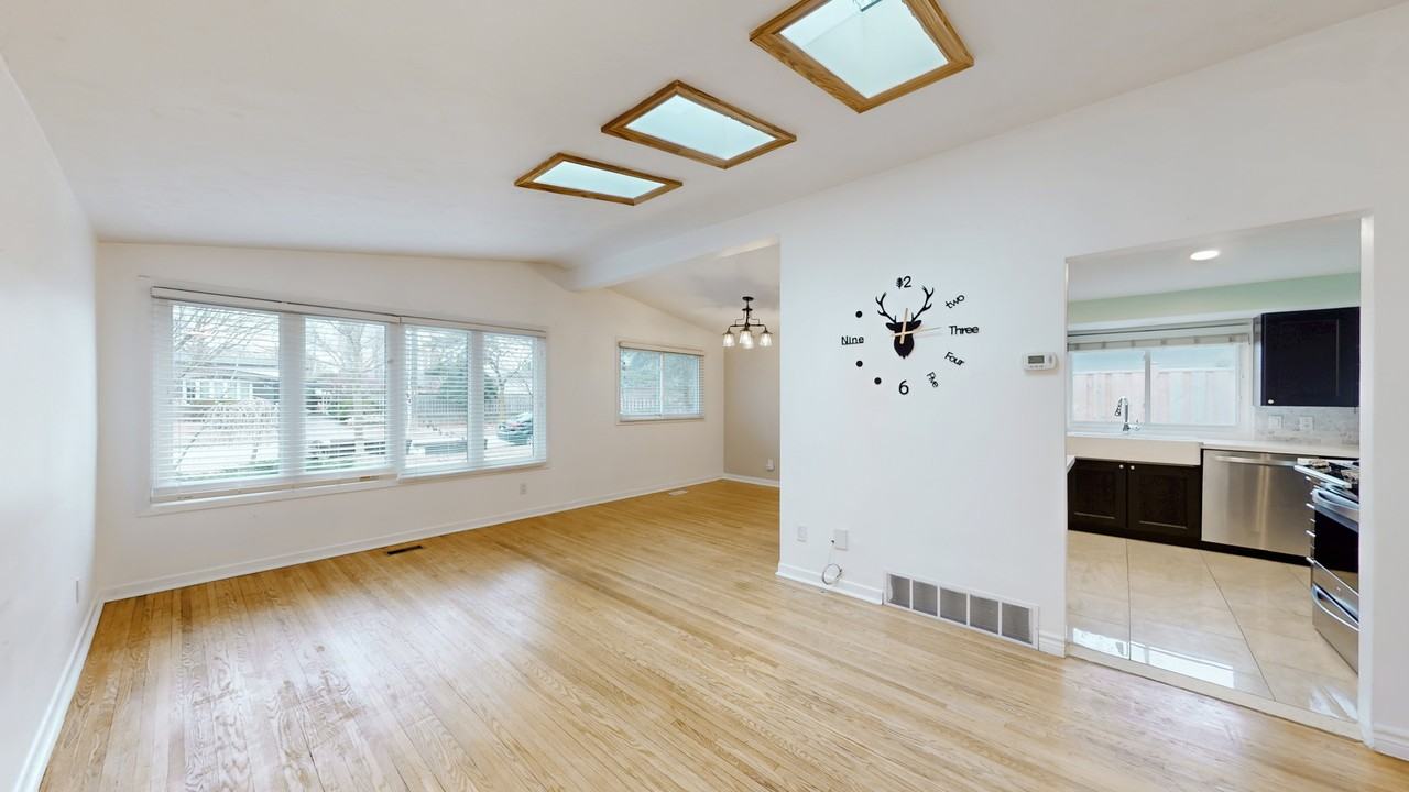 336 Hampton Heath Road - Photo 5 of 15