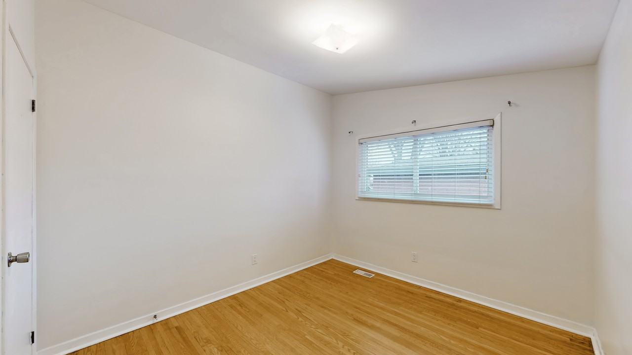 336 Hampton Heath Road - Photo 6 of 15