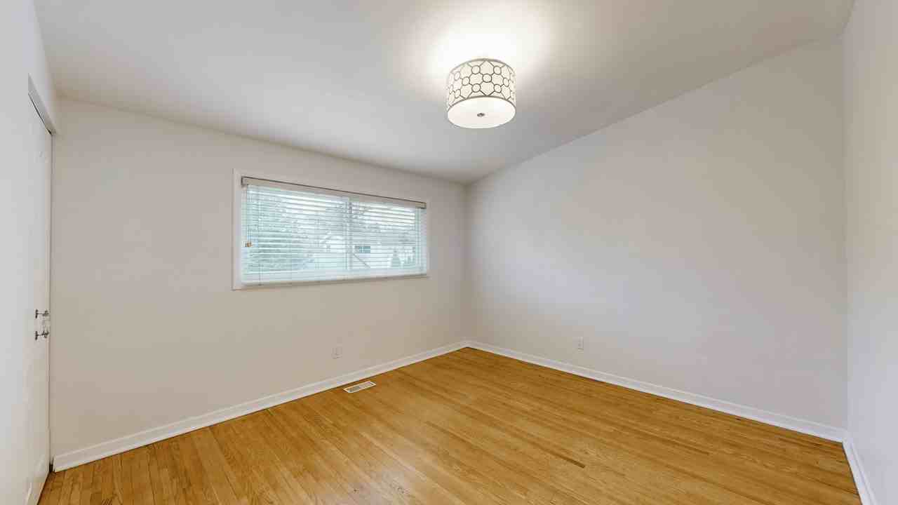 336 Hampton Heath Road - Photo 7 of 15