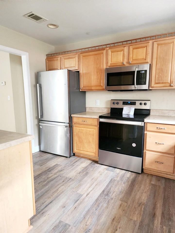 110 Old Mill Ct #1 - Photo 5 of 12