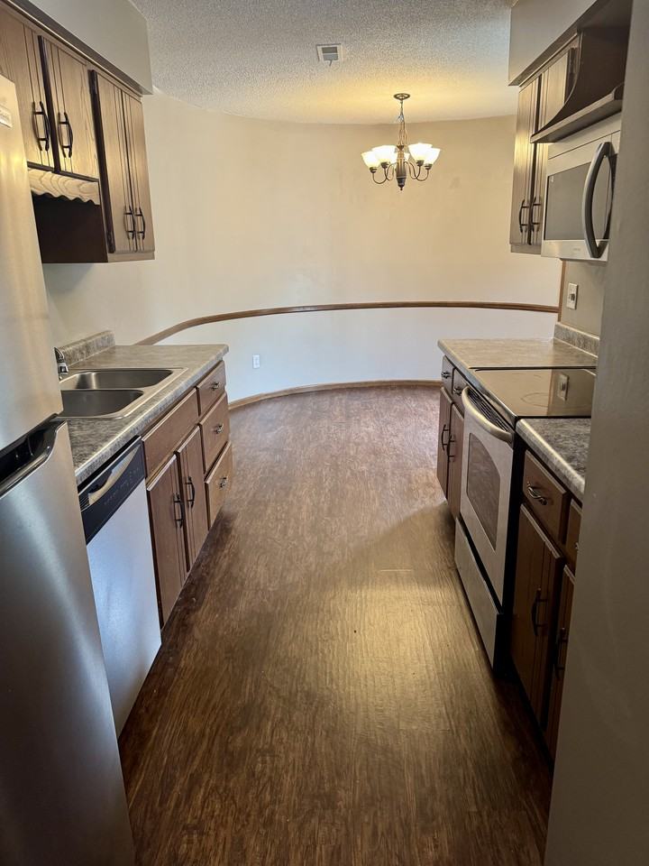 Stellhorn Rd #7819 - Photo 2 of 32