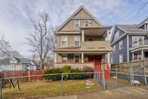 featured image of 100 Prospect St