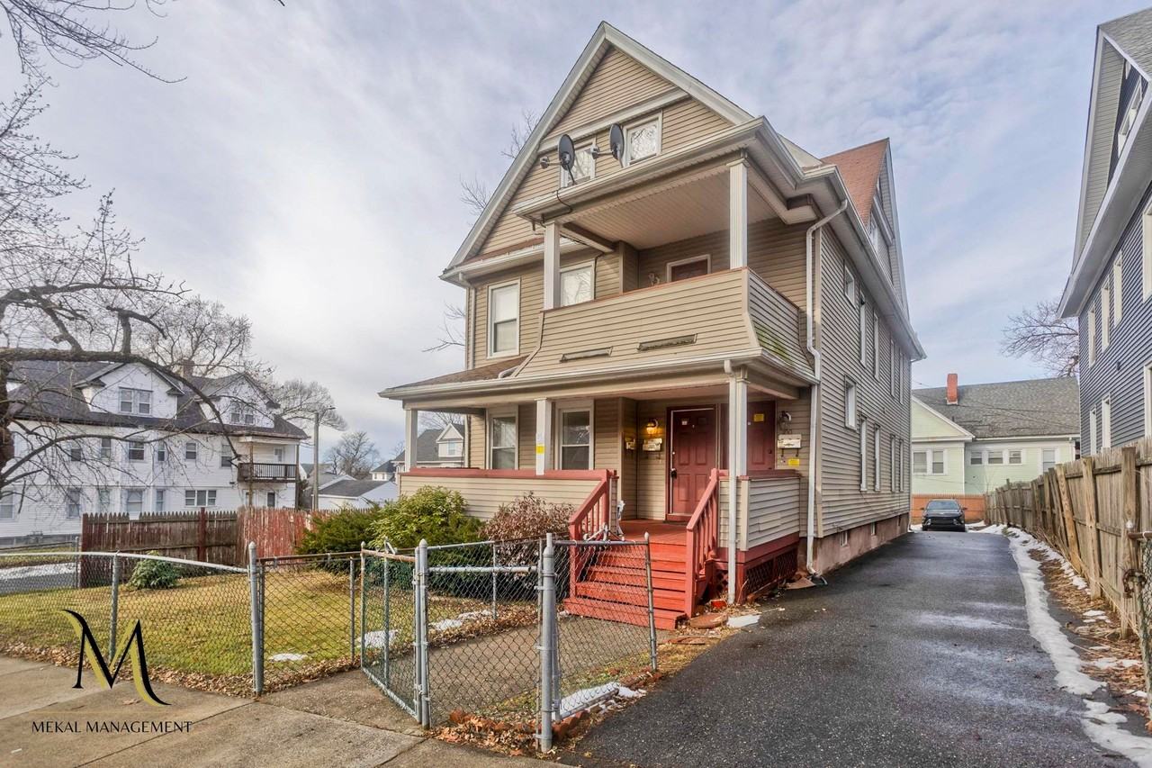 100 Prospect St - Photo 3 of 3