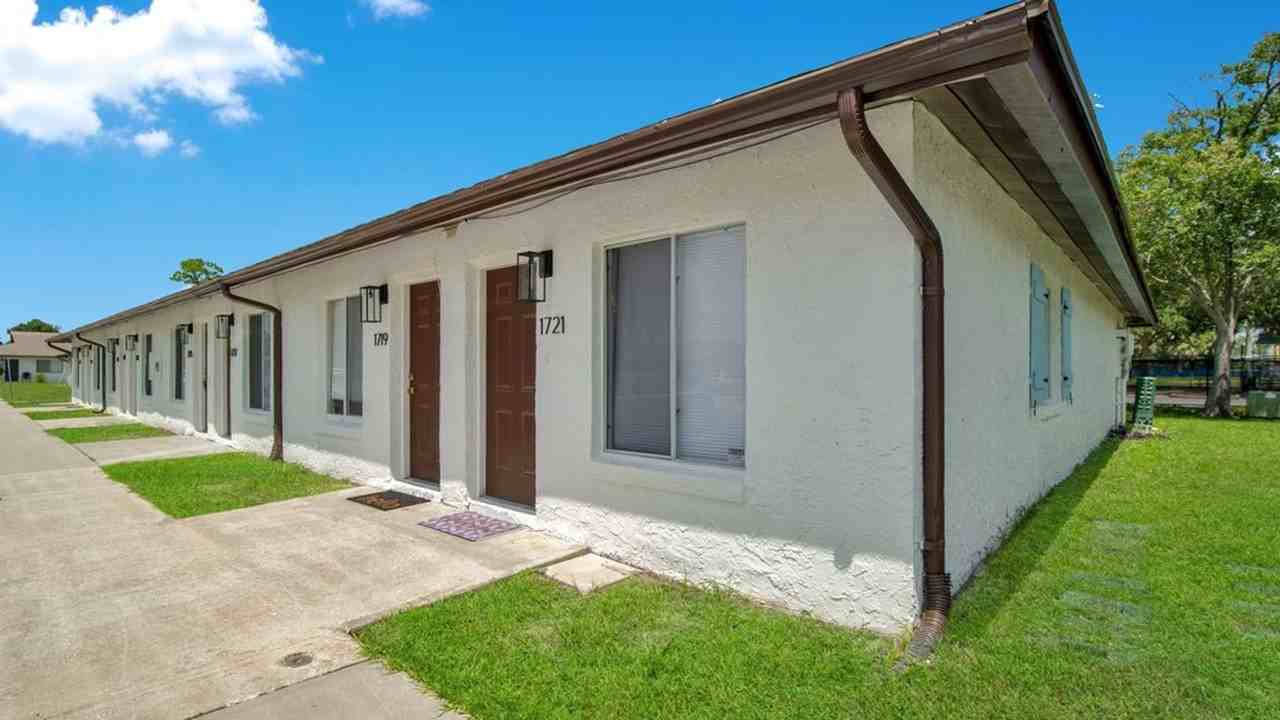 1721 Eastern Rd - Photo 7 of 9