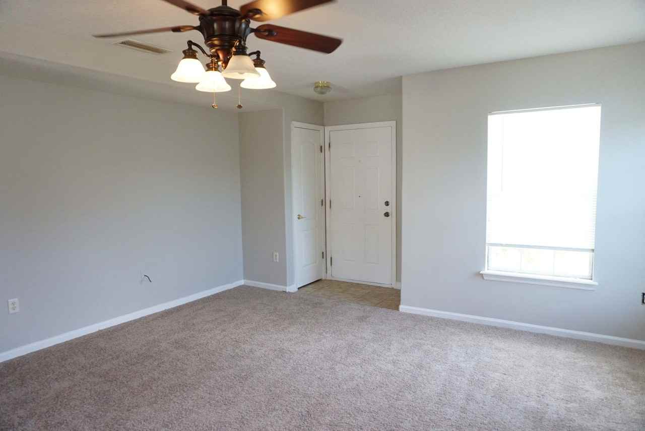 76137 Long Pond Loop - Photo 2 of 15