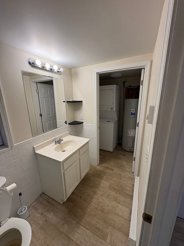 7364 Eastlake Rd - Photo 3 of 3