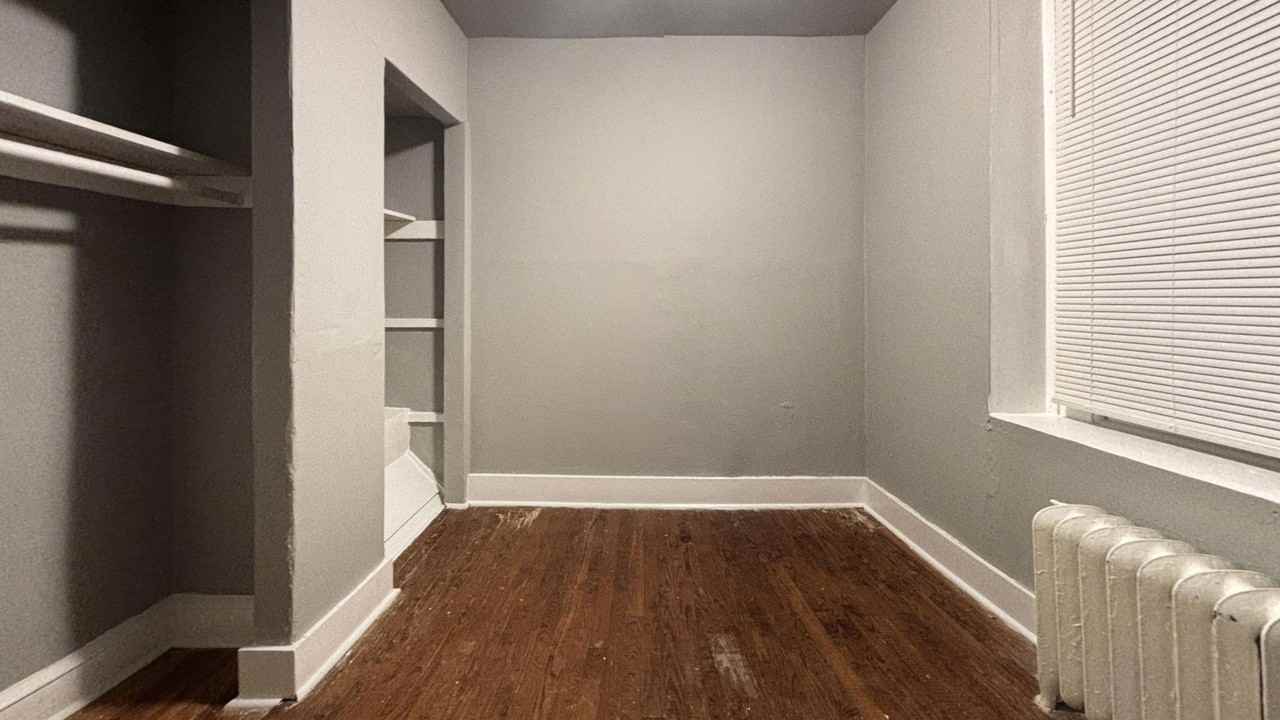 51 Ashmead Pl S - Photo 7 of 12