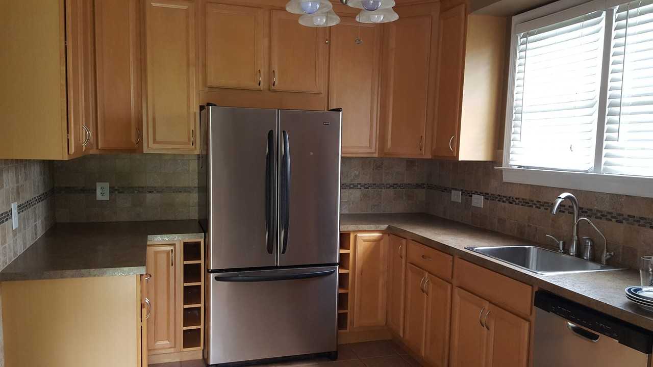 4557 Grandview Ave - Photo 5 of 12