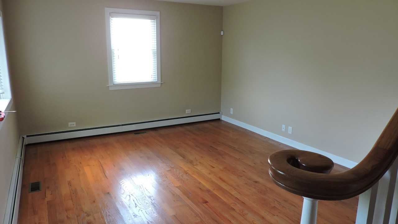 4557 Grandview Ave - Photo 6 of 12