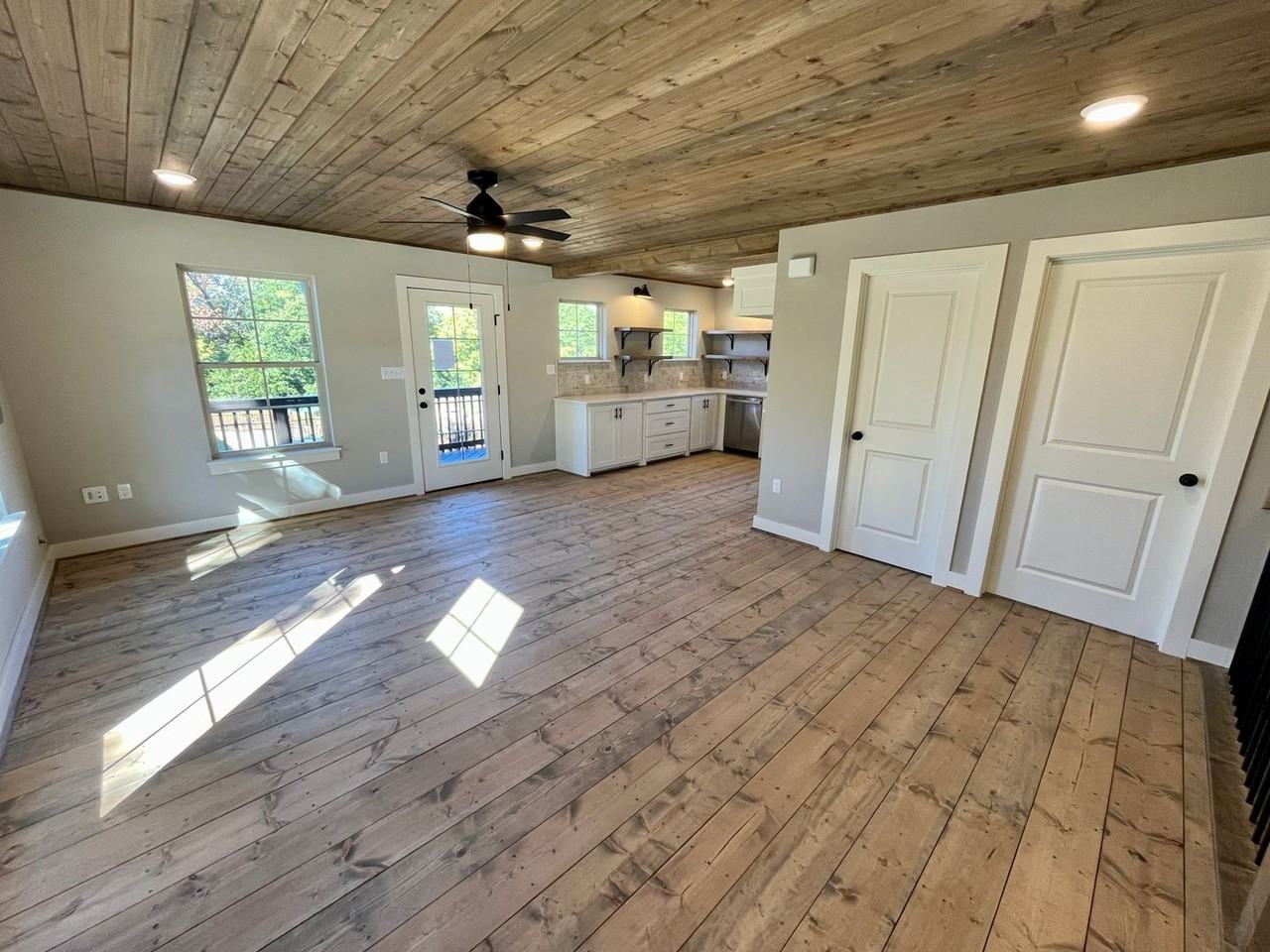 3604 W Maclura Way - Photo 3 of 11