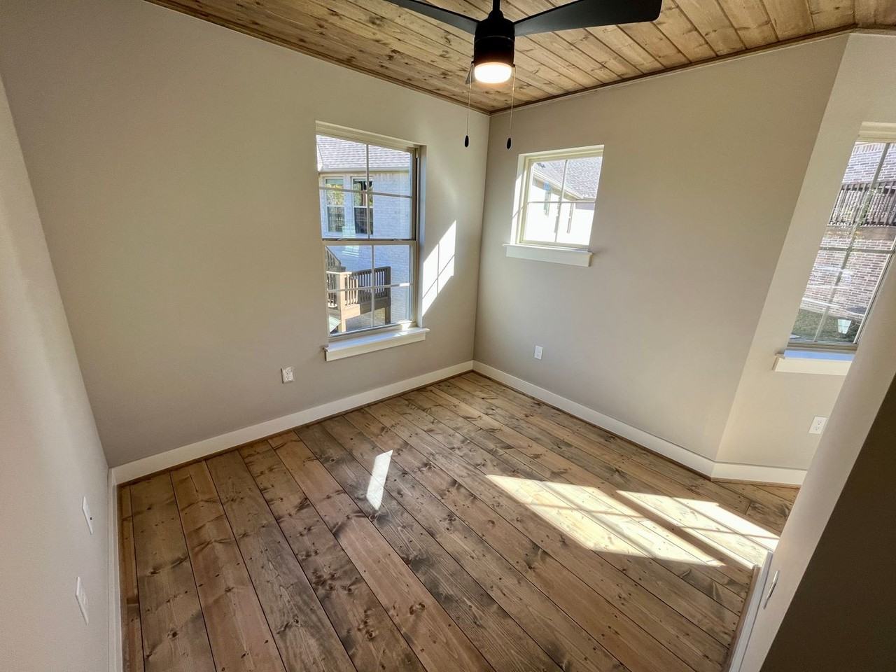 3604 W Maclura Way - Photo 5 of 11