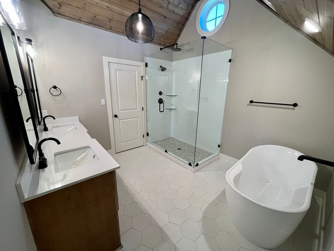 3604 W Maclura Way - Photo 7 of 11