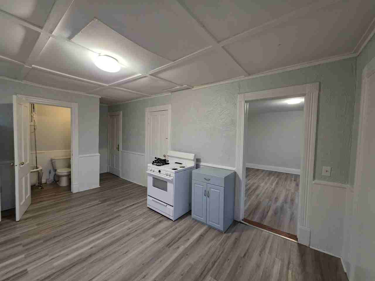 1819 Chestnut St - Photo 7 of 13