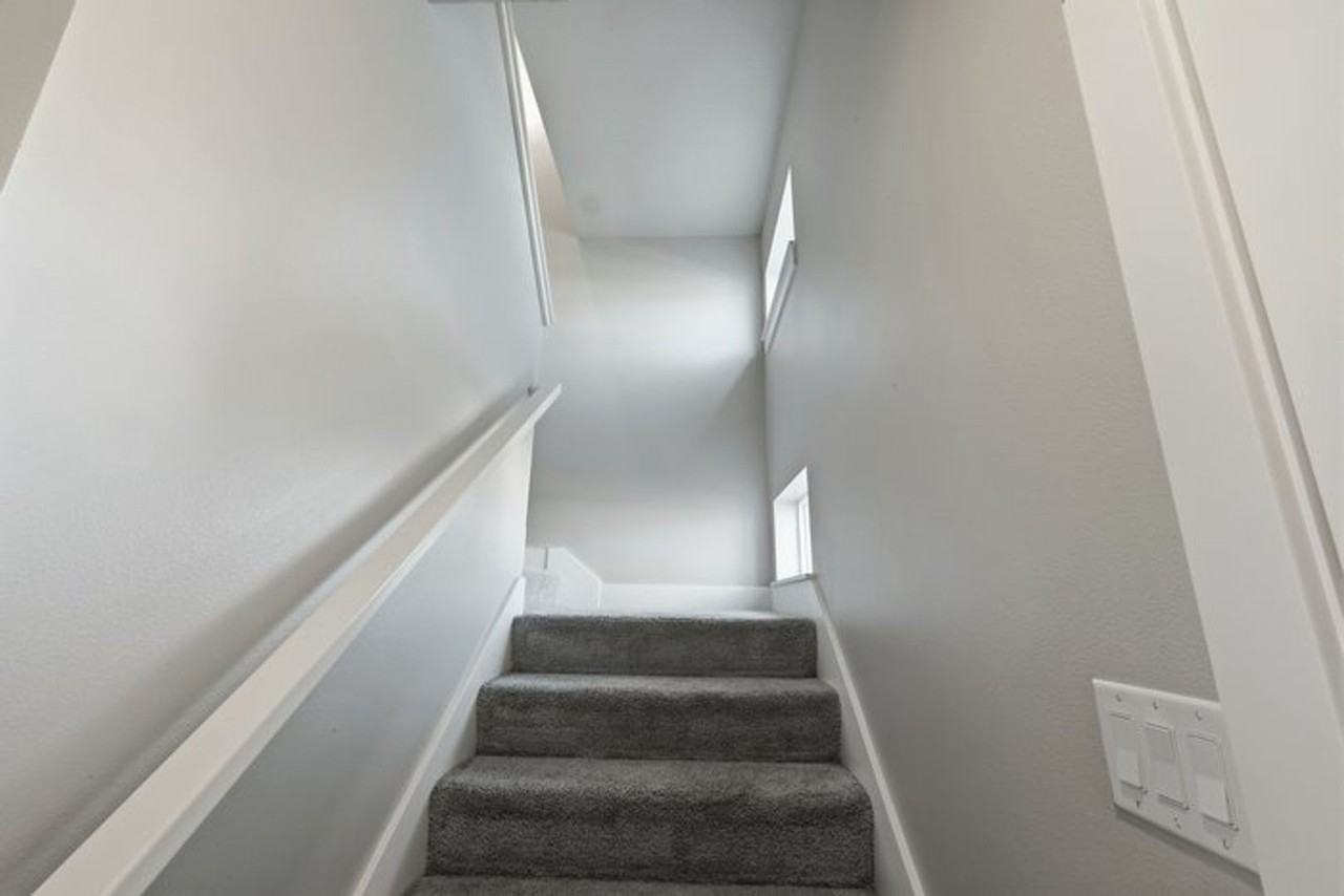 818 Kingfisher Dr - Photo 7 of 20