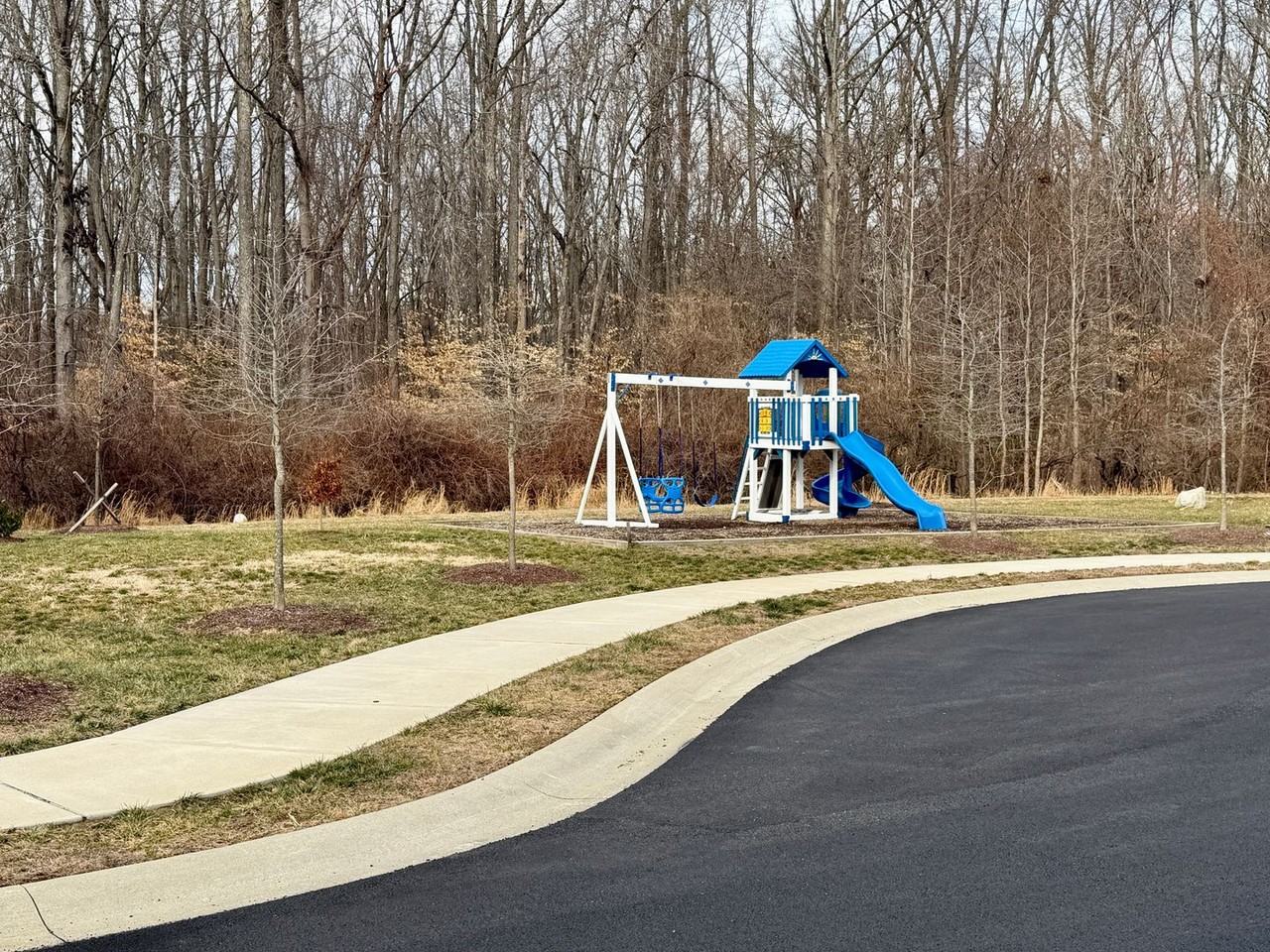 813 Canary Island Ct - Photo 6 of 33