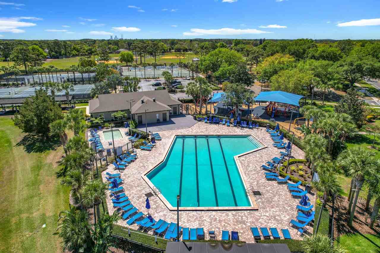 421 Lexingdale Dr - Photo 2 of 50