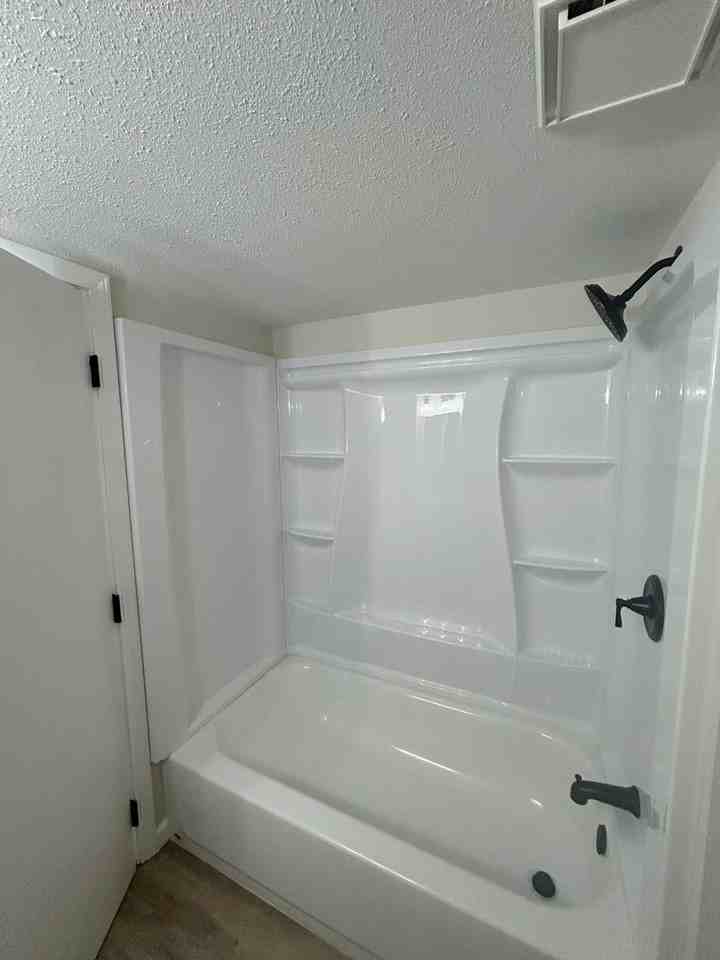 1208 N Brunswick St - Photo 5 of 22