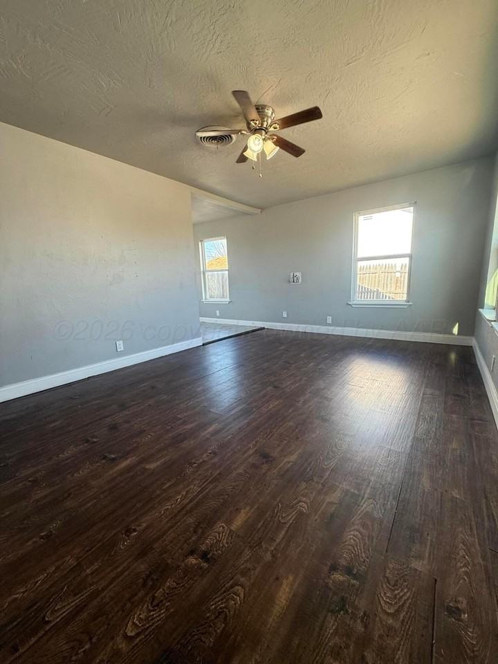 4008 S Van Buren St - Photo 2 of 7