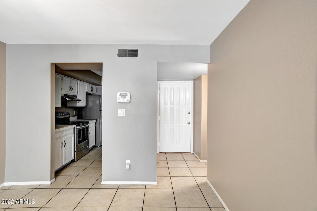 4573 W Mclellan Rd - Photo 3 of 26