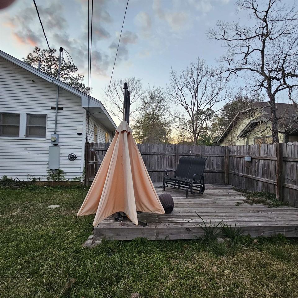 710 N 10th St - Photo 7 of 33