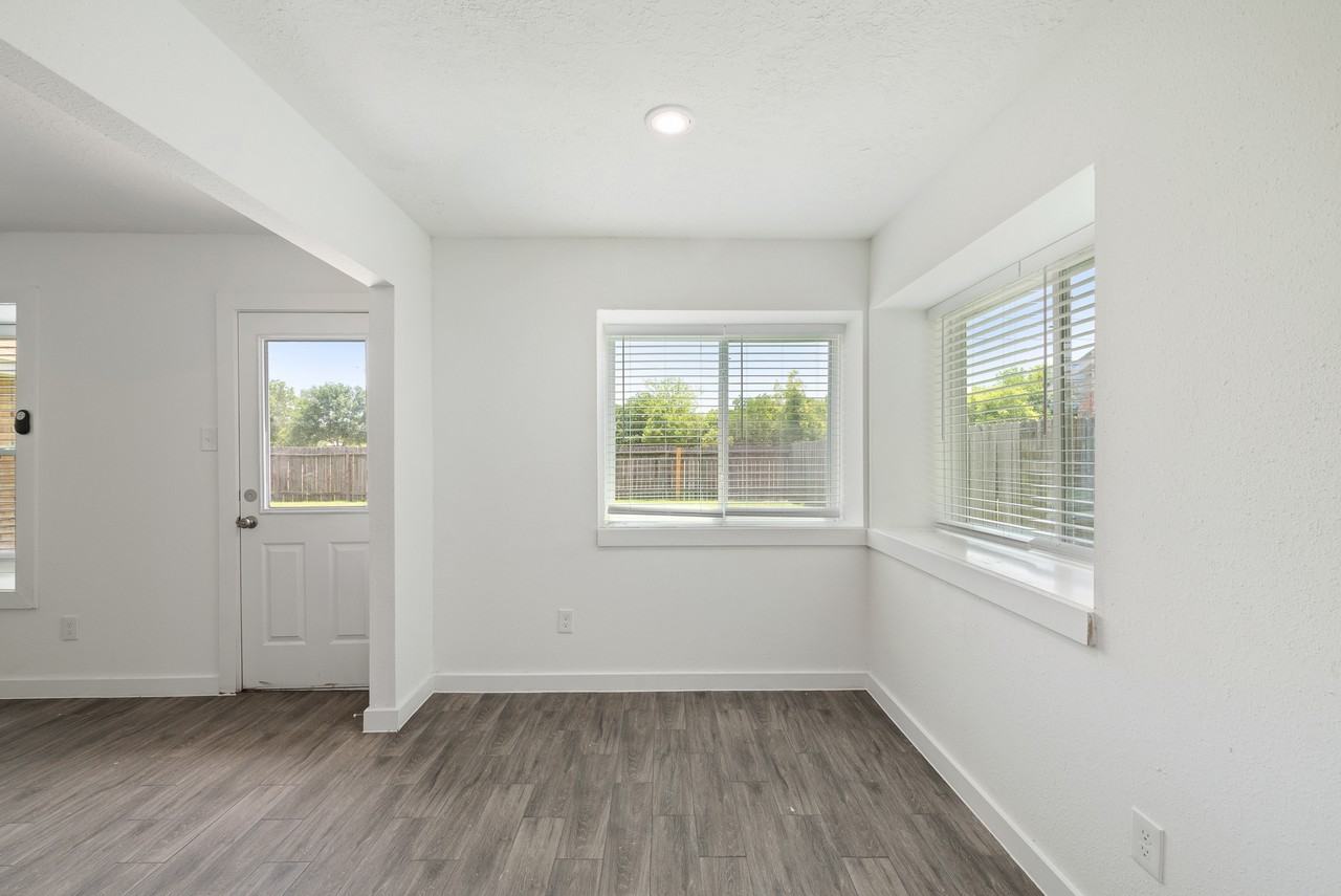 1703 Millbury Dr #1 - Photo 7 of 37