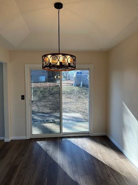 305 Se 2nd St #1 - Photo 5 of 25