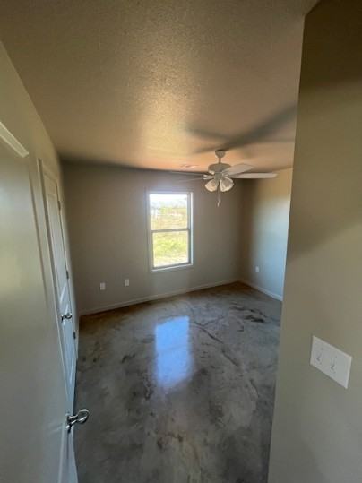 820 N 8th Ave #B - Photo 7 of 7