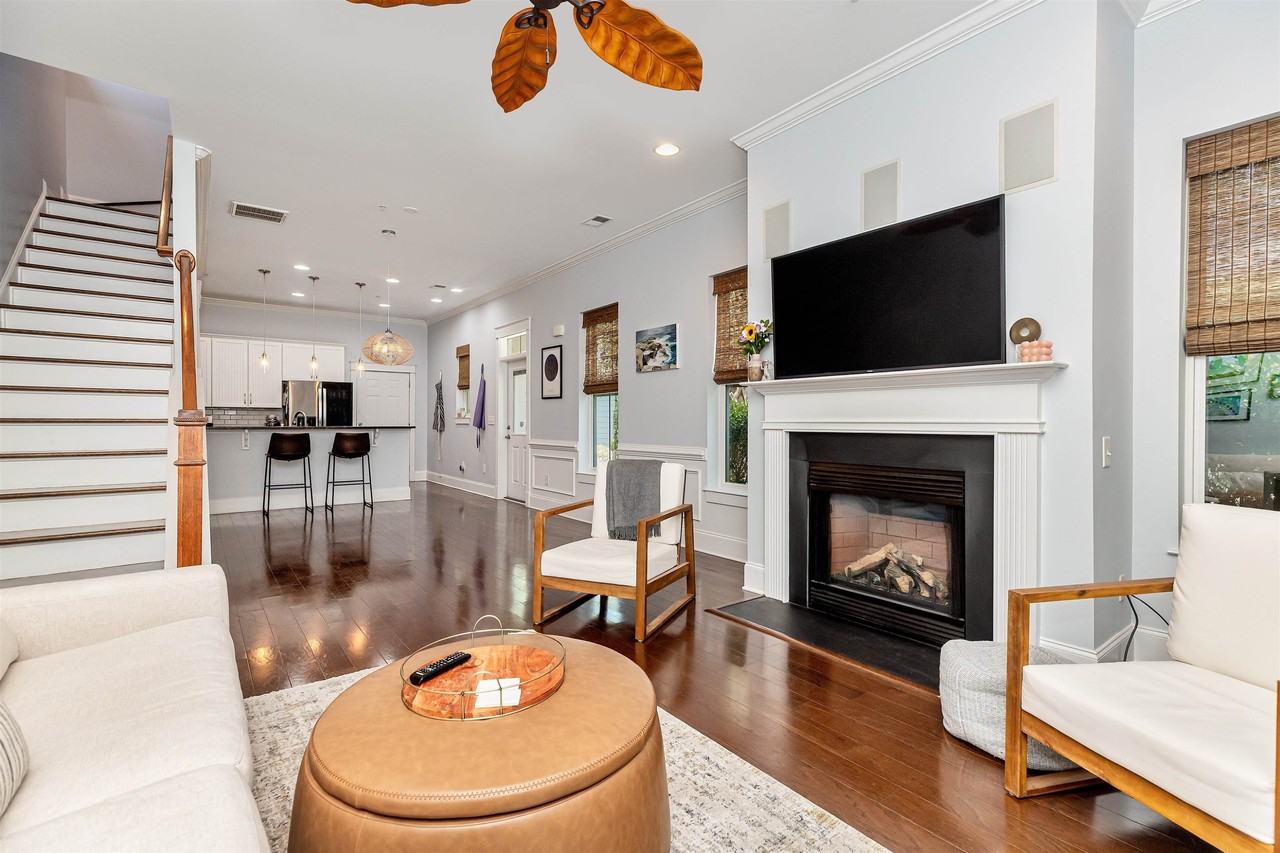 3418 Baldwin Ln - Photo 4 of 30