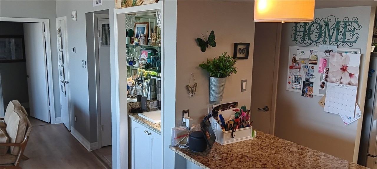 4242 Gulfbreeze Blvd Apt 405 #405 - Photo 3 of 20