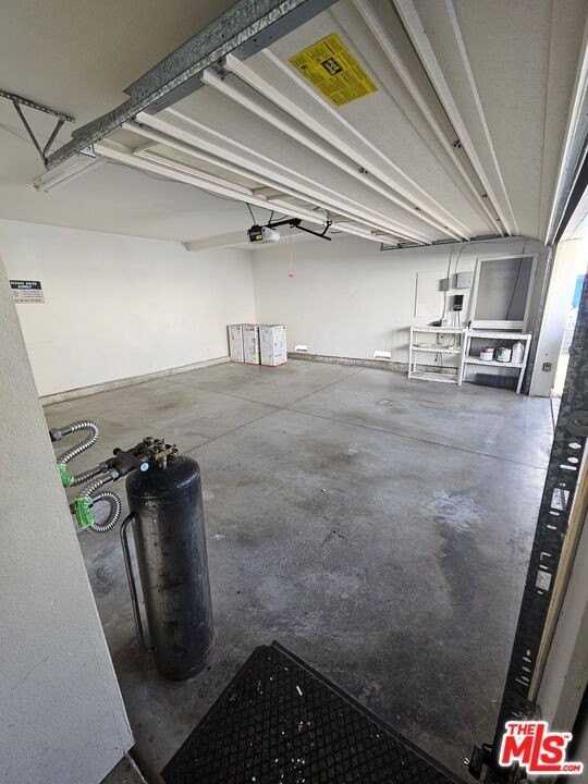 25232 Carson Way - Photo 4 of 50